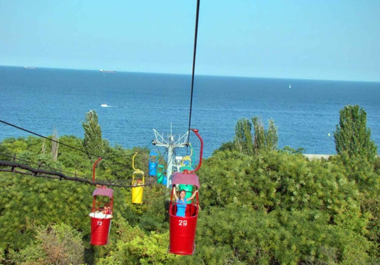 Студия С Двориком В Отраде Odesa Exterior foto